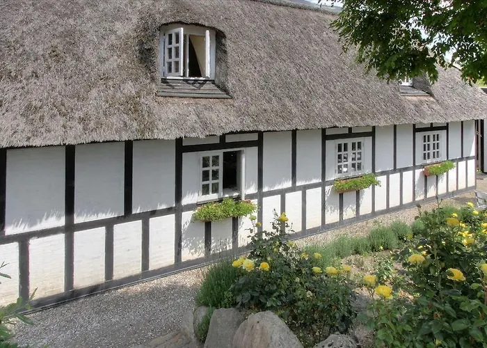 Hotell Lyng Dal Og Restaurant Ry